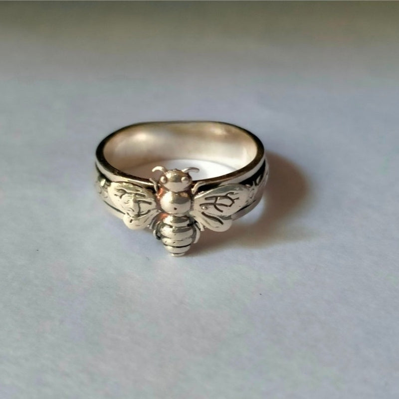 Bee Ring, Spinner Ring, Anxiety Ring, Worry Ring, Designer Ring, Boho Ring, Texture Ring, Band Ring, Ring, Gift for.., Unusual Rings for, for Teenager