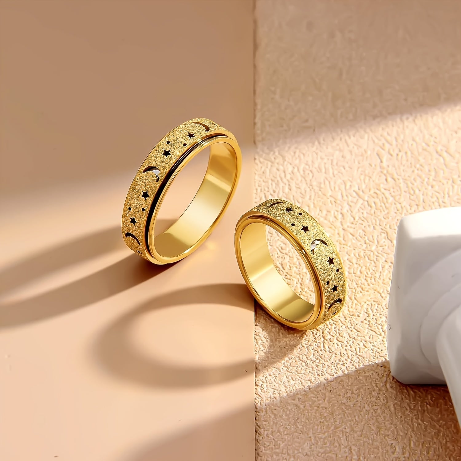1pc Fashionable Stainless Steel Frosted Ring with Small Hollow Moon and Star Design, Men'S Unique Rotating Decompression Ring, Suitable for Daily Wear, Perfect Gift for Eid al-Fitr and Ramada