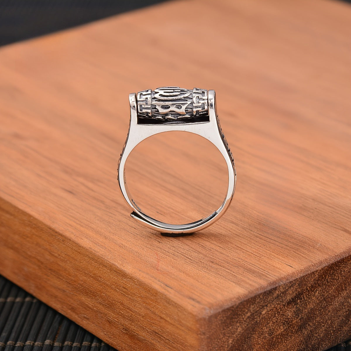 Vintage Six-Word Prayer Ring, Rotatable and Adjustable, Attracting Wealth and Protection, Good Luck Charm, Wishing Well Spirits Engraved Silvery Ring