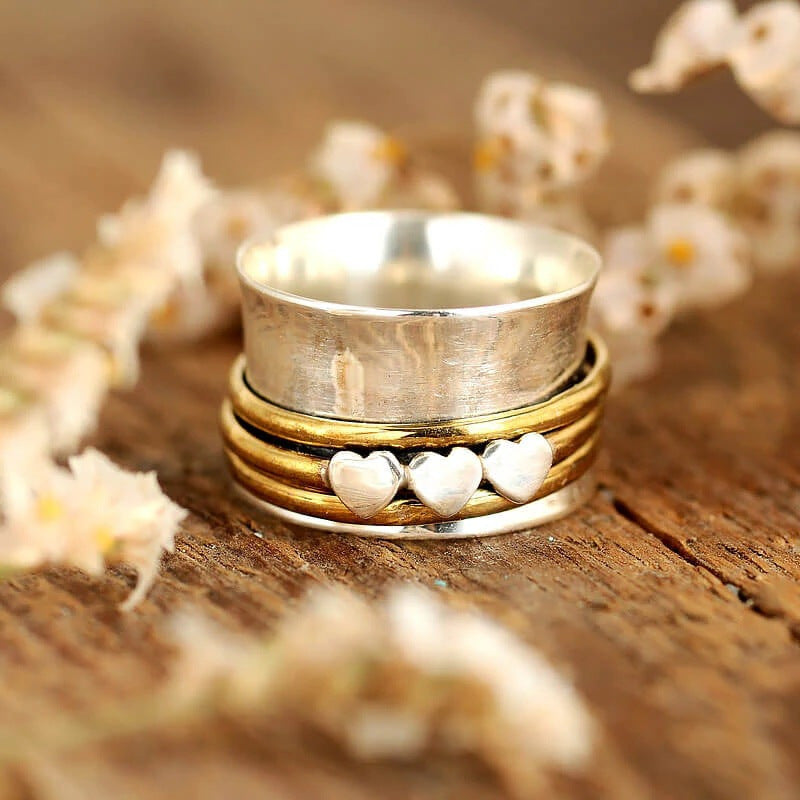 European and American Simple Retro Peach Heart Confession Two-color Female Ring Turnable Ring is very suitable for anniversaries and birthday gifts for parties and parties