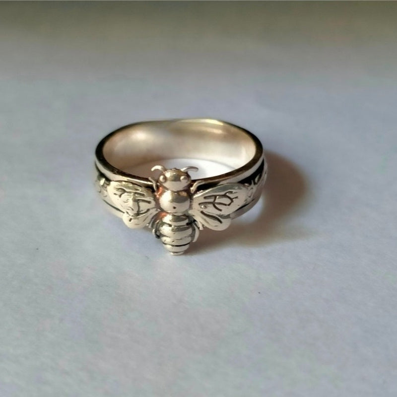 Bee Ring, Spinner Ring, Anxiety Ring, Worry Ring, Designer Ring, Boho Ring, Texture Ring, Band Ring, Ring, Gift for.., Unusual Rings for, for Teenager